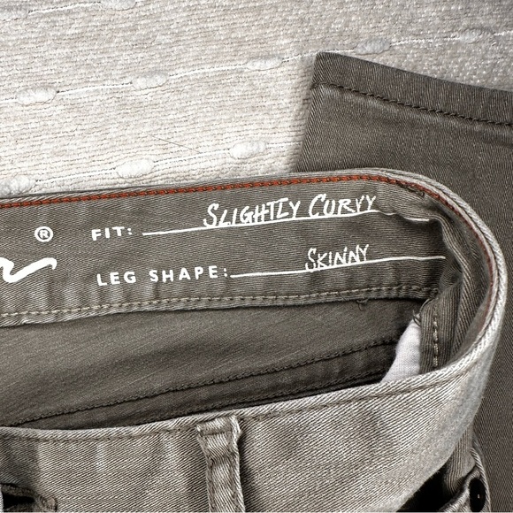 EDDIE BAUER Curvy  Jeans size 4 light tan - Picture 6 of 9